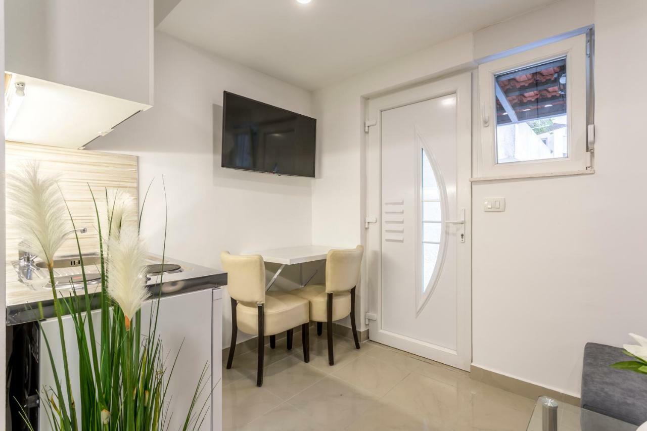 Studio Apartment Nikol Spalato Esterno foto