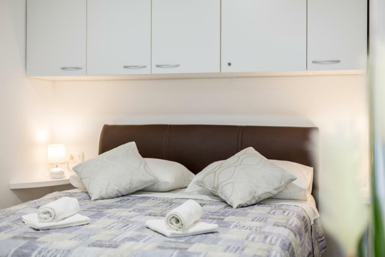 Studio Apartment Nikol Spalato Esterno foto