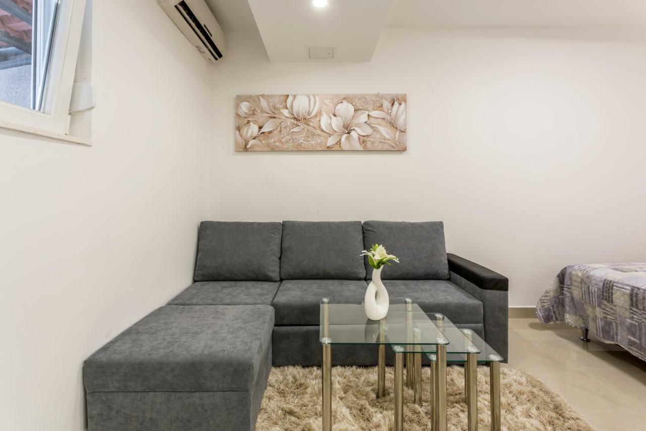 Studio Apartment Nikol Spalato Esterno foto